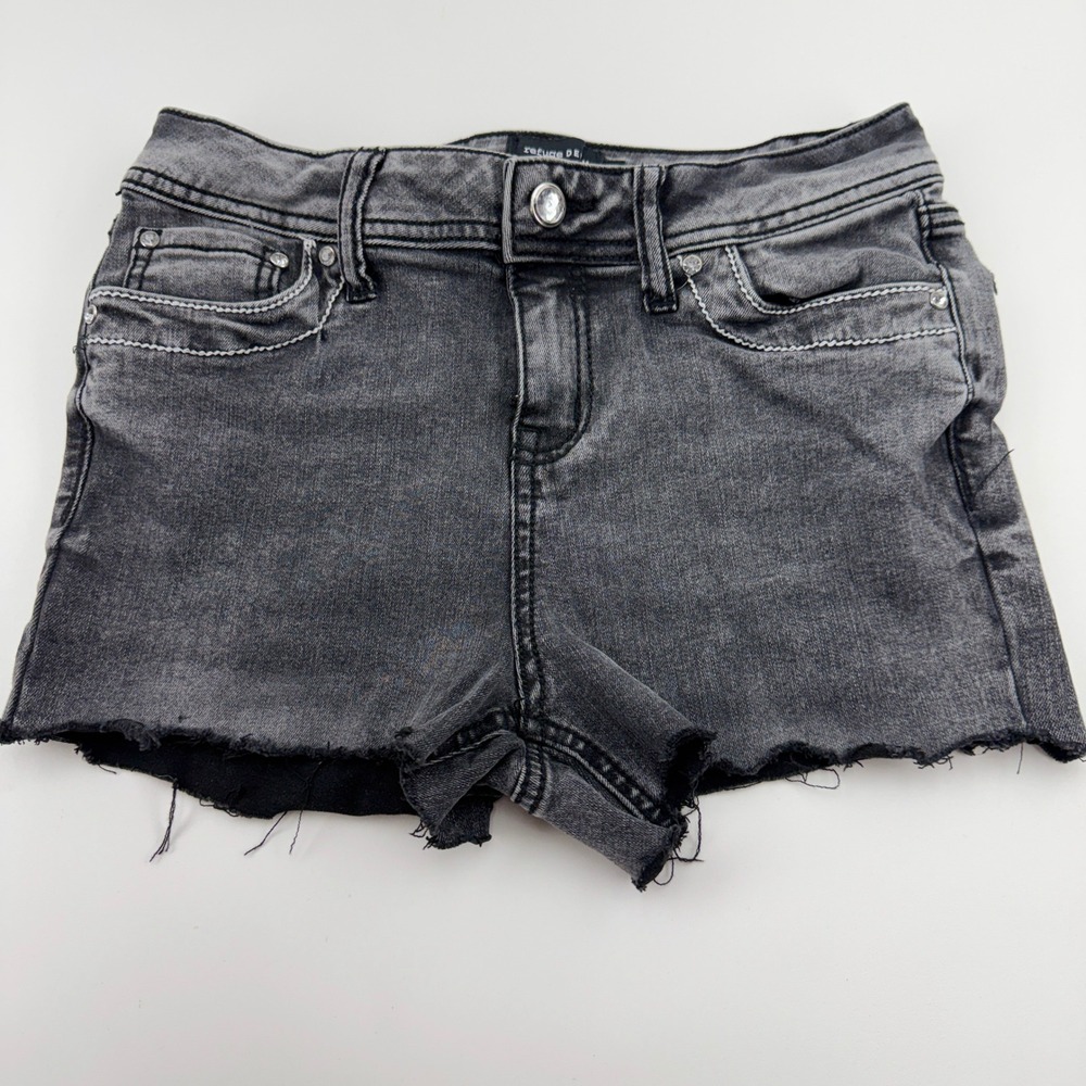 Refuge‎ Denim Black Frayed Cutoff Shorts Rhinestone Button Pockets Size 1